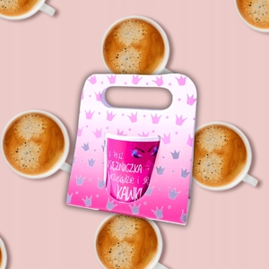 Kubek ceramiczny w ozdobnym opakowaniu "A teraz księżniczka przysiądzie..."